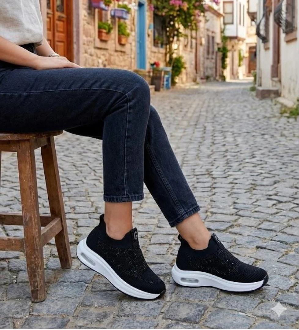 Guja 26Y302-1 Rahat Air Taban Taşlı Tekstil Bağcıksız Spor Sneaker Kadın Ayakkabı