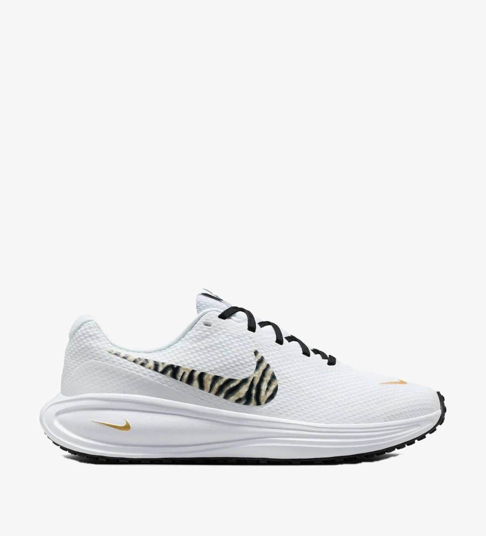 Nike Beyaz Nike Revolution 8