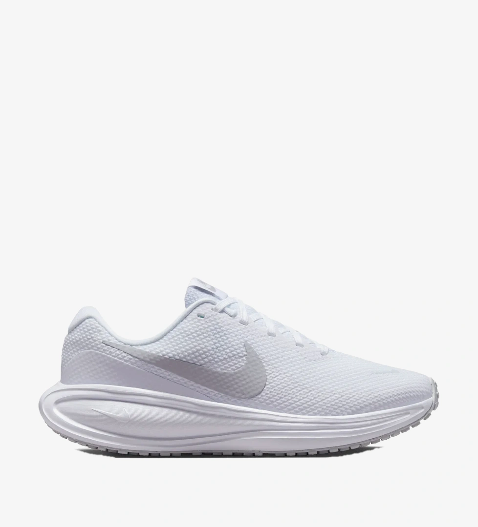 Nike Beyaz Nike Revolution 8