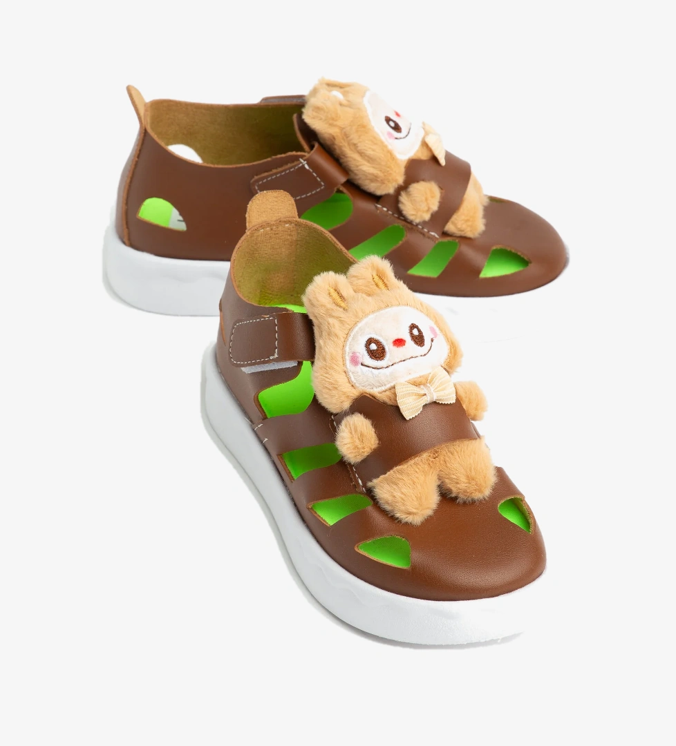 Tonny Black Çocuk Unisex Kahve Hafif Taban Ayıcık Detaylı Cırtlı Sandalet