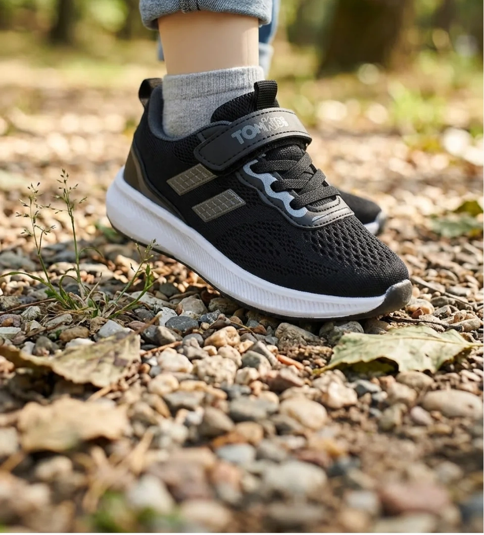 Tonny Black Beyaz Tonny Black Rahat Kalip Çocuk Unisex Nefes Alabilen Cırtlı Bağcıklı Sneaker