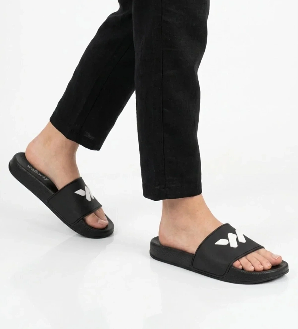 Walkway Siyah Beyaz Unisex Düz Terlik