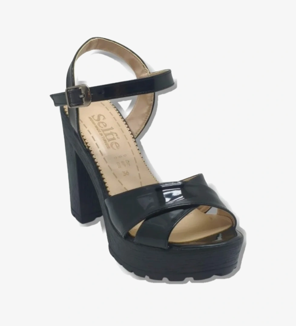 Selfie 4280-26 Rugan Çapraz Bant Platform Topuk Fashion Kadın Sandalet(11cm)