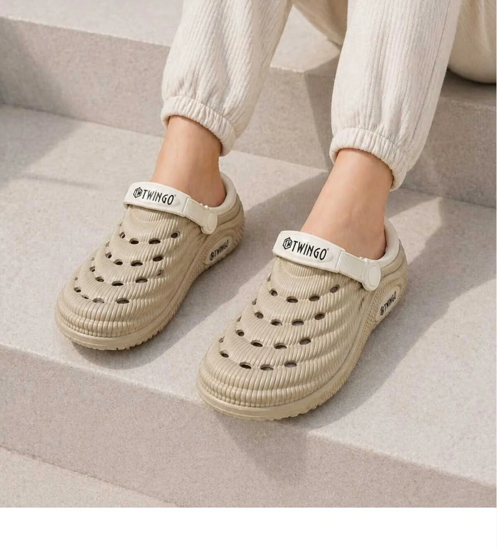 Slipcat Unisex Yazlık Terlik – Nefes Alabilir, Yumuşak Tabanlı, Ayarlanabilir Arka Bantlı Sandalet