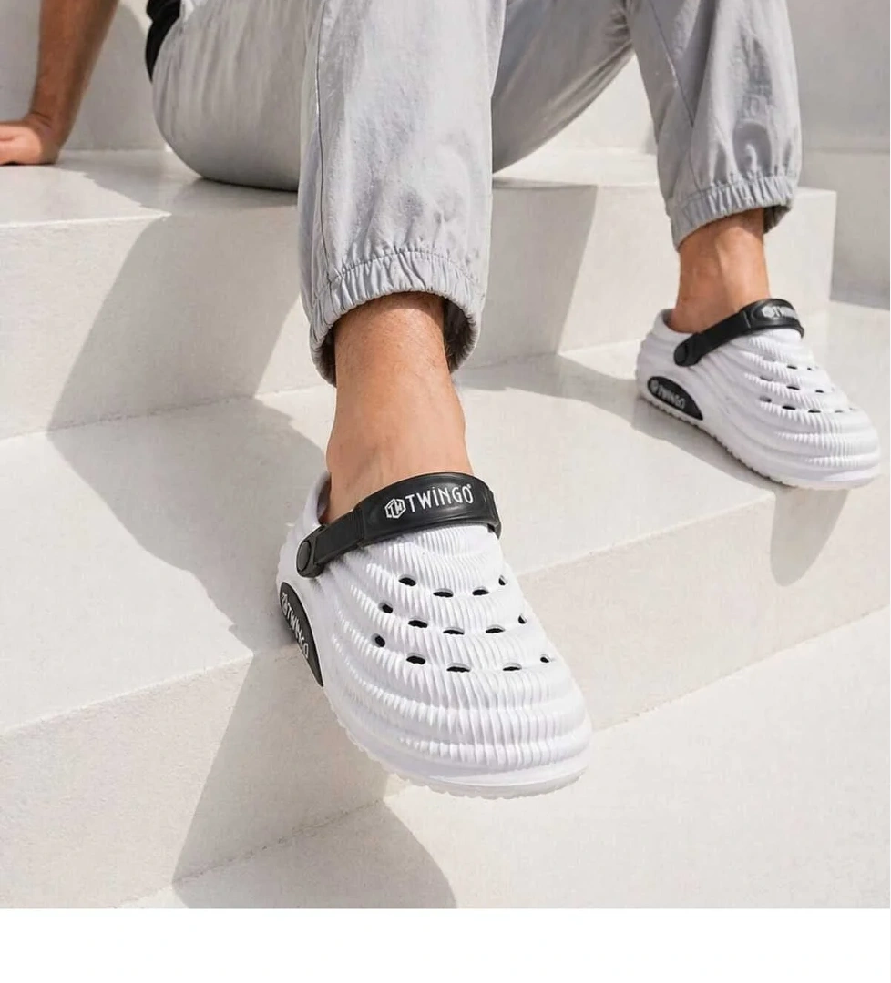 Slipcat Unisex Yazlık Terlik – Nefes Alabilir, Yumuşak Tabanlı, Ayarlanabilir Arka Bantlı Sandalet