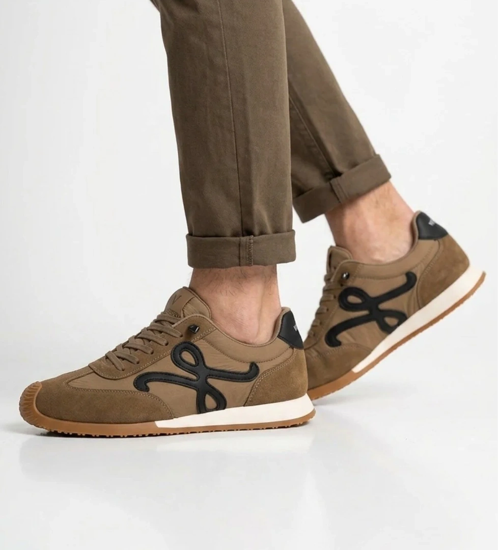 Voyager Camel Bağcıklı Hafızalı Rahat Tabanlı Retro Erkek Casual Ayakkabı Sneaker E472 M