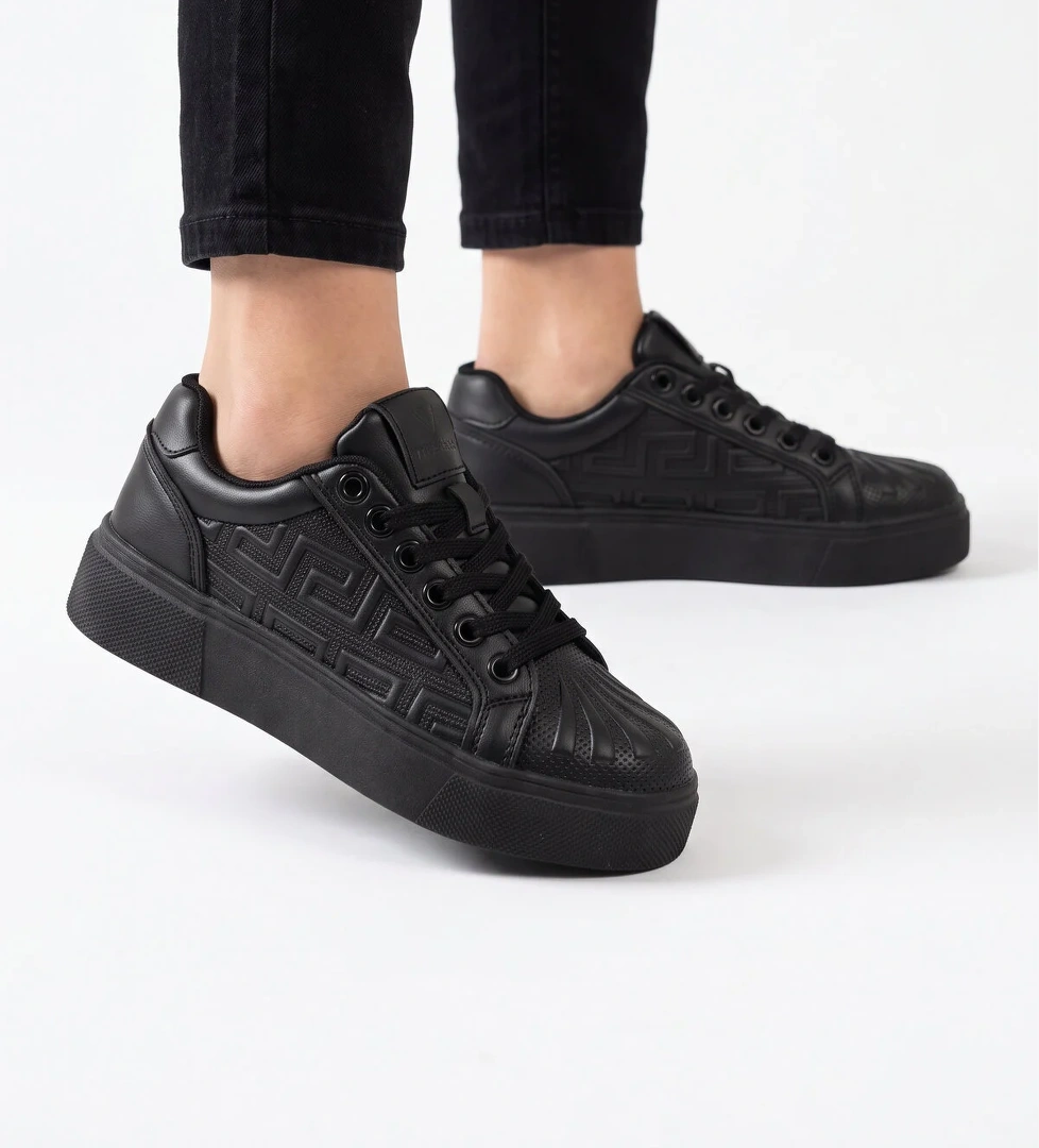 Walkway Siyah Bağcıklı Kalın Rahat Tabanlı Kadın Casual Yürüyüş Ayakkabı Sneaker 26201