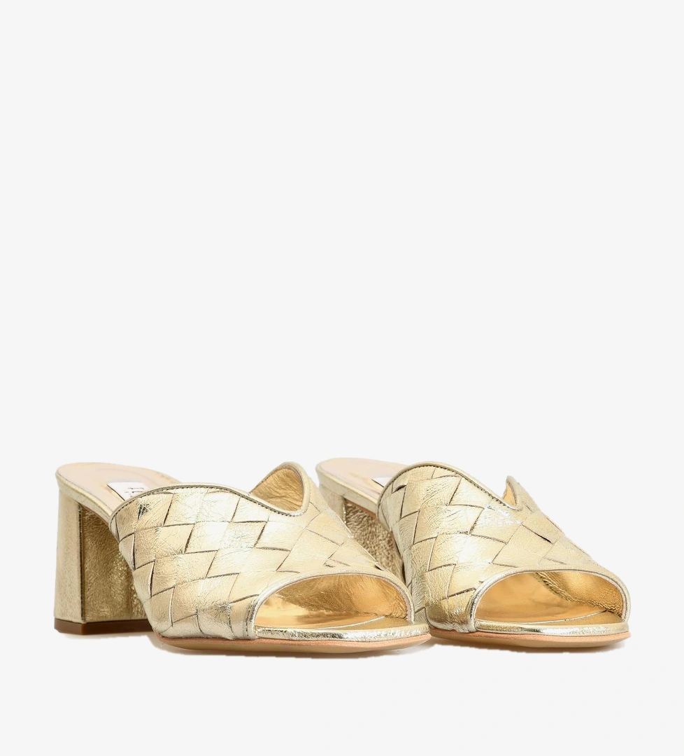 Flower Dore Flower Dore