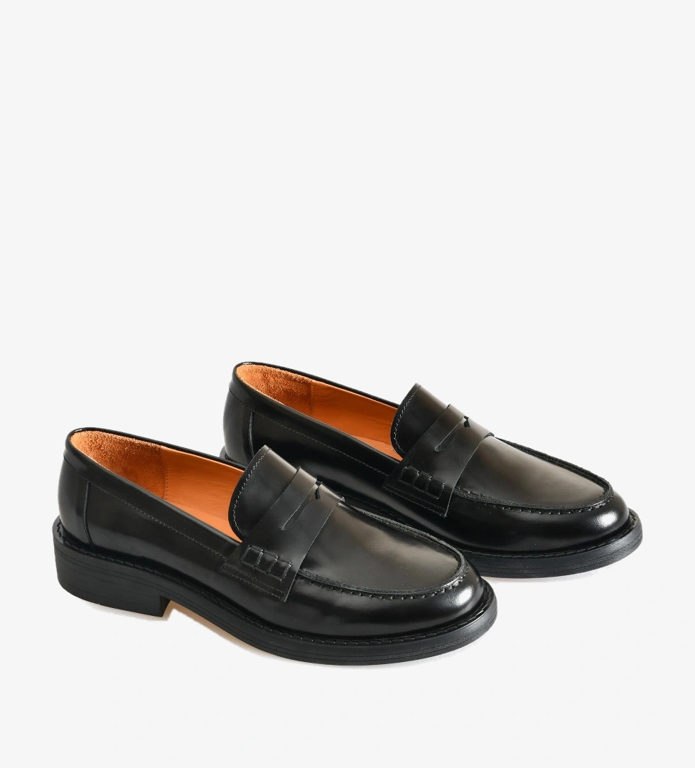 Siyah Deri Kadın Loafer