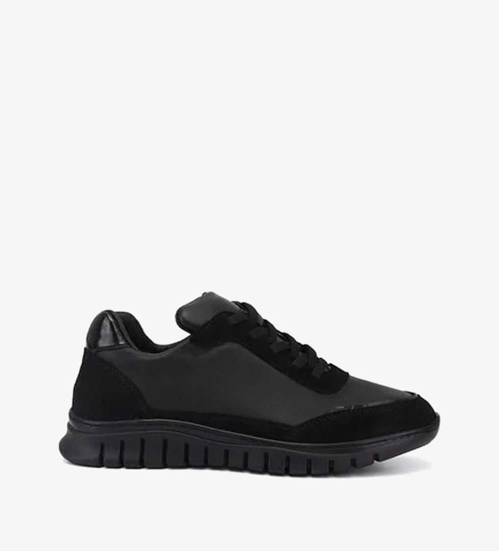 Kadın Siyah Lastik Bağcıklı Hakiki Deri Sneaker