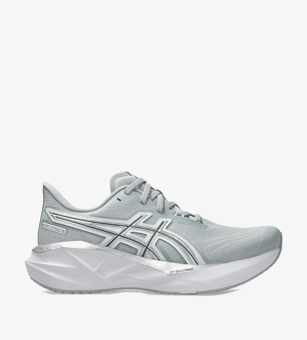 Asics Gri Asics Novablast 5
