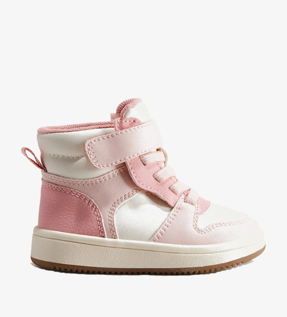 H&m Pembe H&m Önü