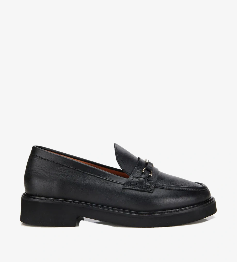 Kadın Deri Siyah Tokalı Klasik Loafer