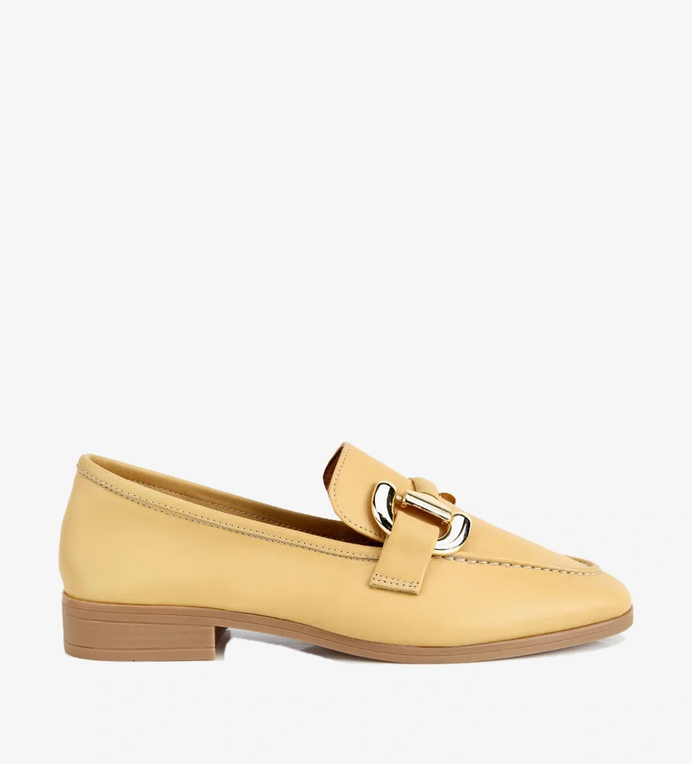 Kadın Deri Sarı Toka Detaylı Klasik Loafer