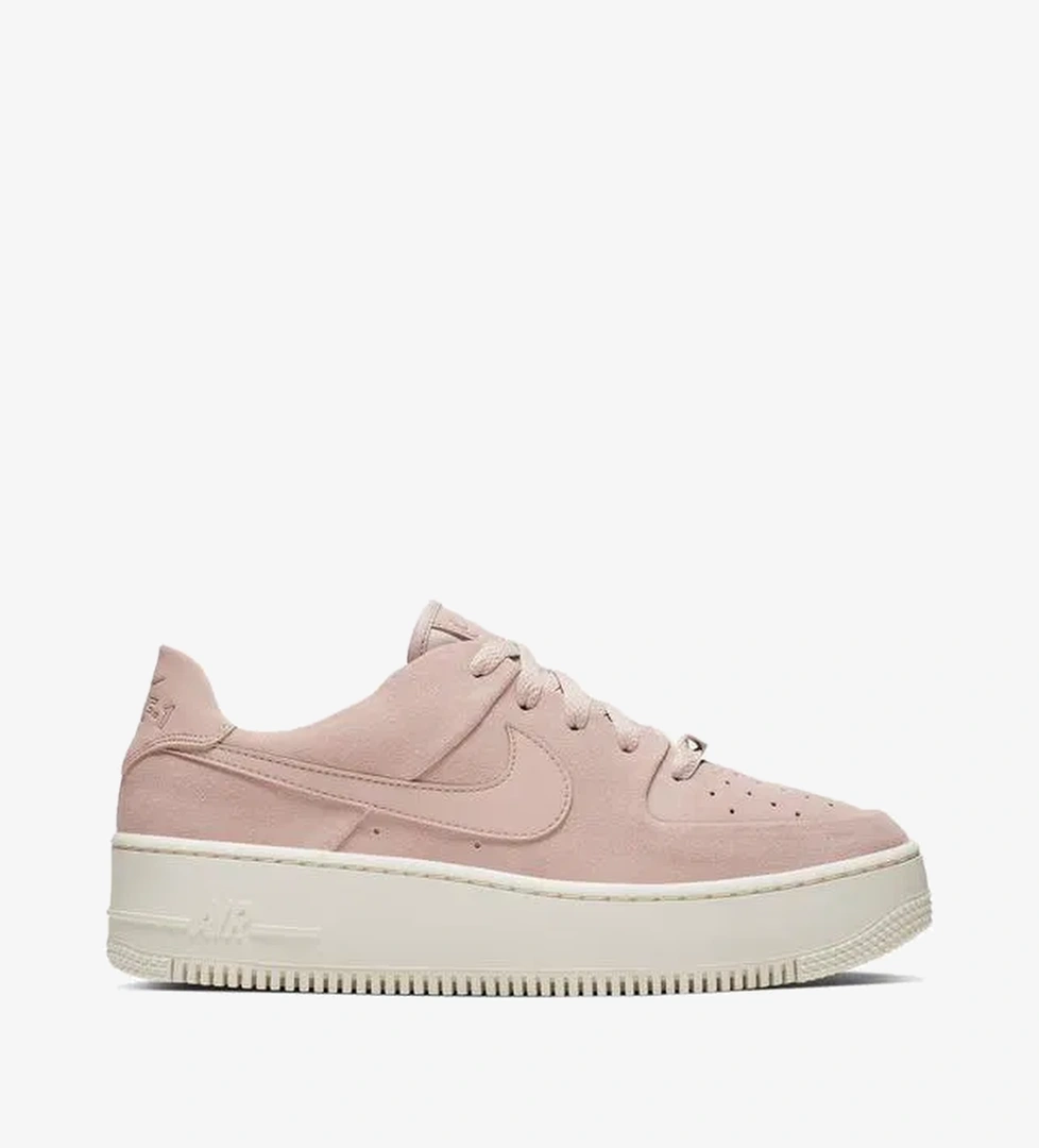 Nike Nike Air Force 1 Sage Low Kadın Pembe Spor Ayakkabı model görseli