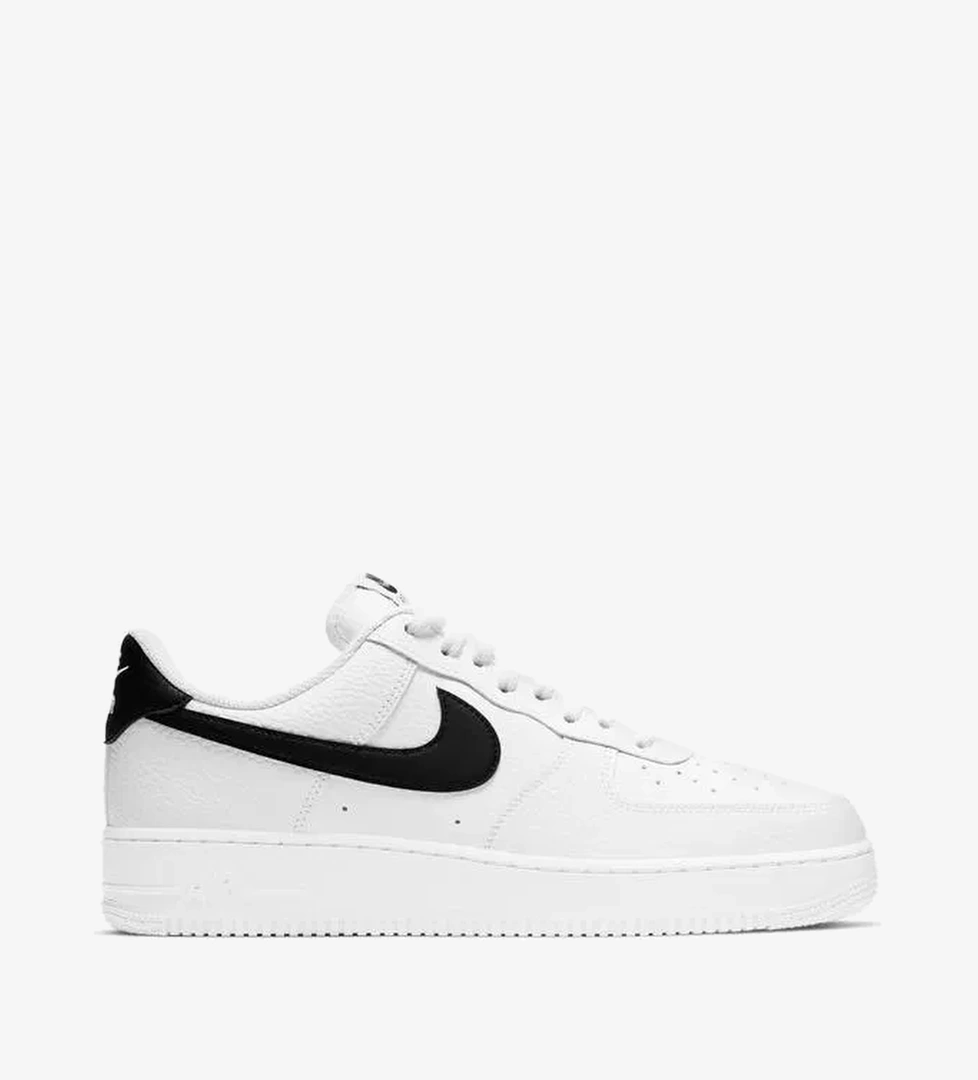 Nike Air Force 1 '07 Erkek Beyaz Spor Ayakkabı