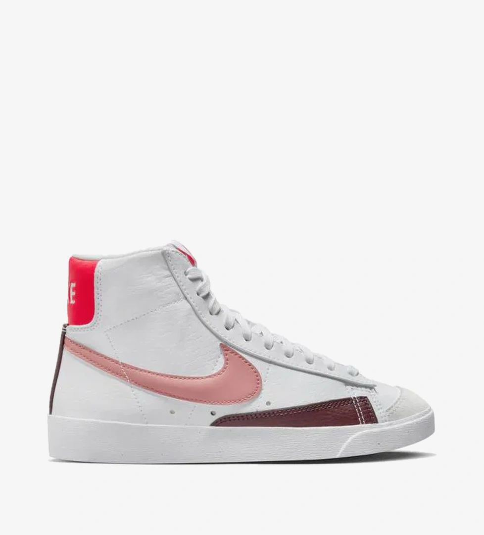 Nike Blazer Mid '77 Next Nature Kadın Beyaz Spor Ayakkabı - Görsel 1