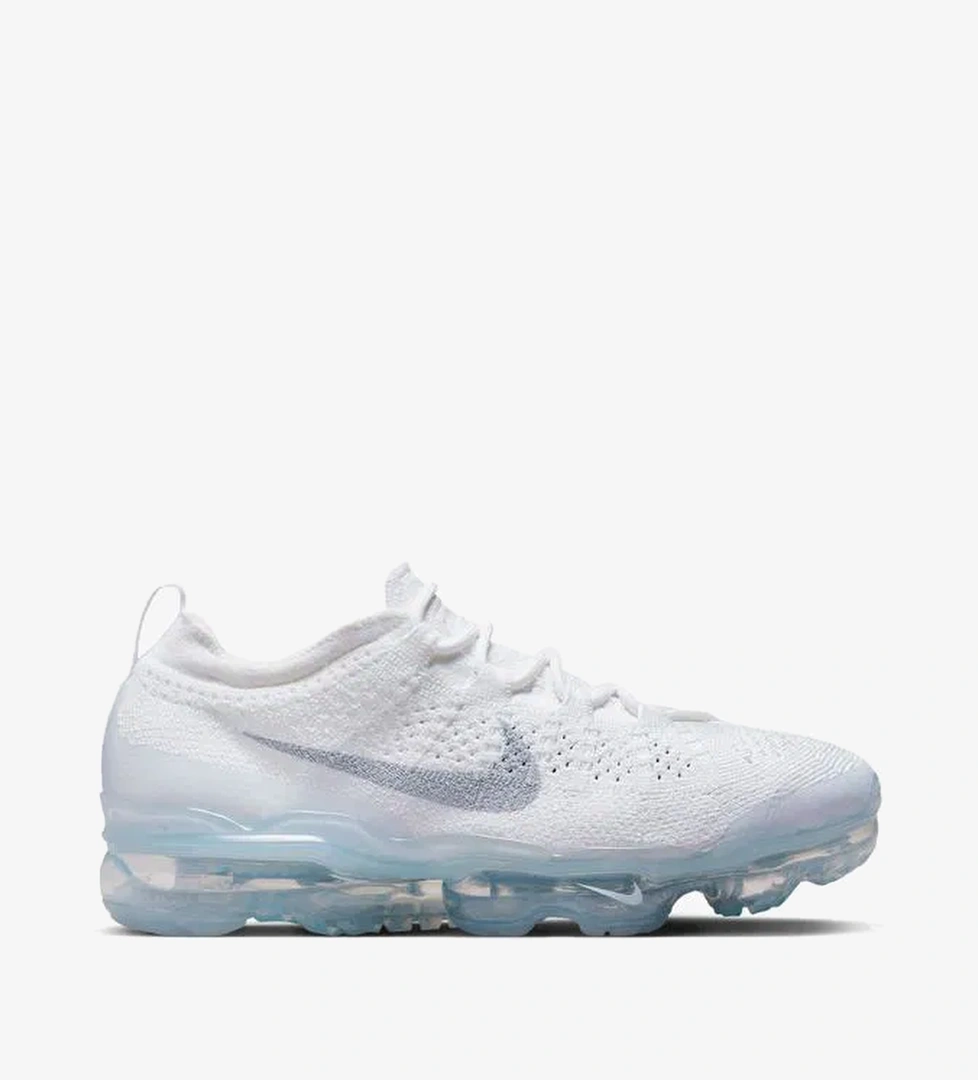 Nike Air VaporMax 2023 Flyknit Kadın Beyaz Spor Ayakkabı