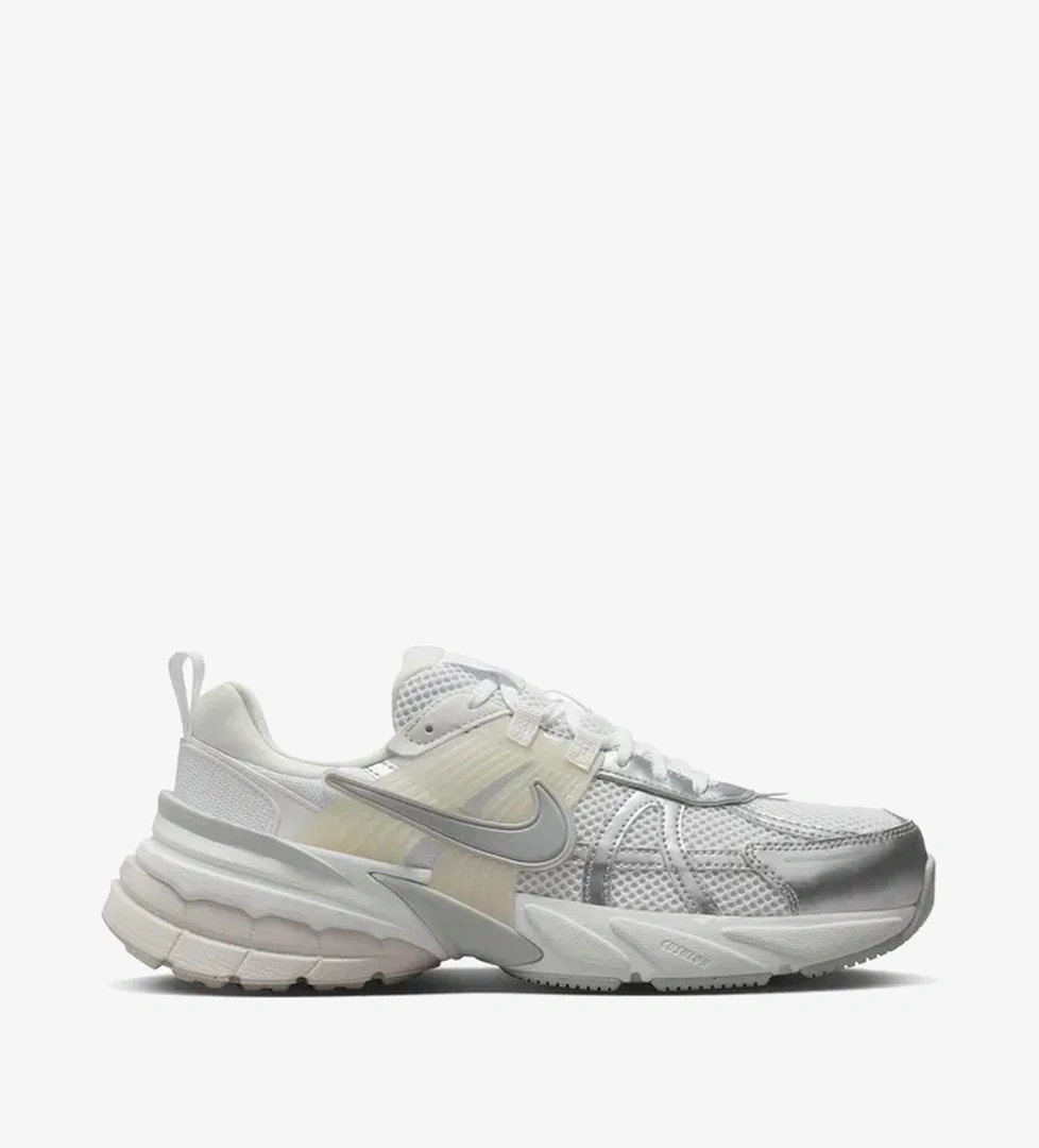 Nike V2K Run Kadın Beyaz Sneaker