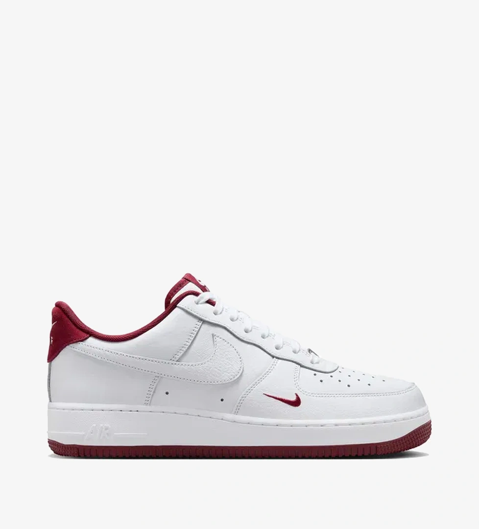 Nike Air Force 1 '07 LV8 Erkek Beyaz Sneaker - Görsel 1