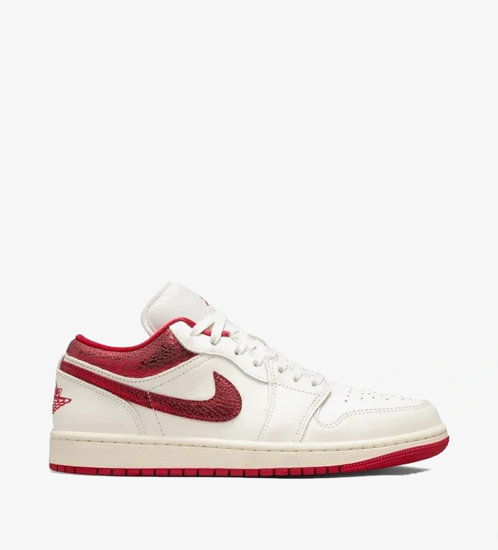 Nike Wmns Air Jordan 1 Low Special Edition Ürün Listesi