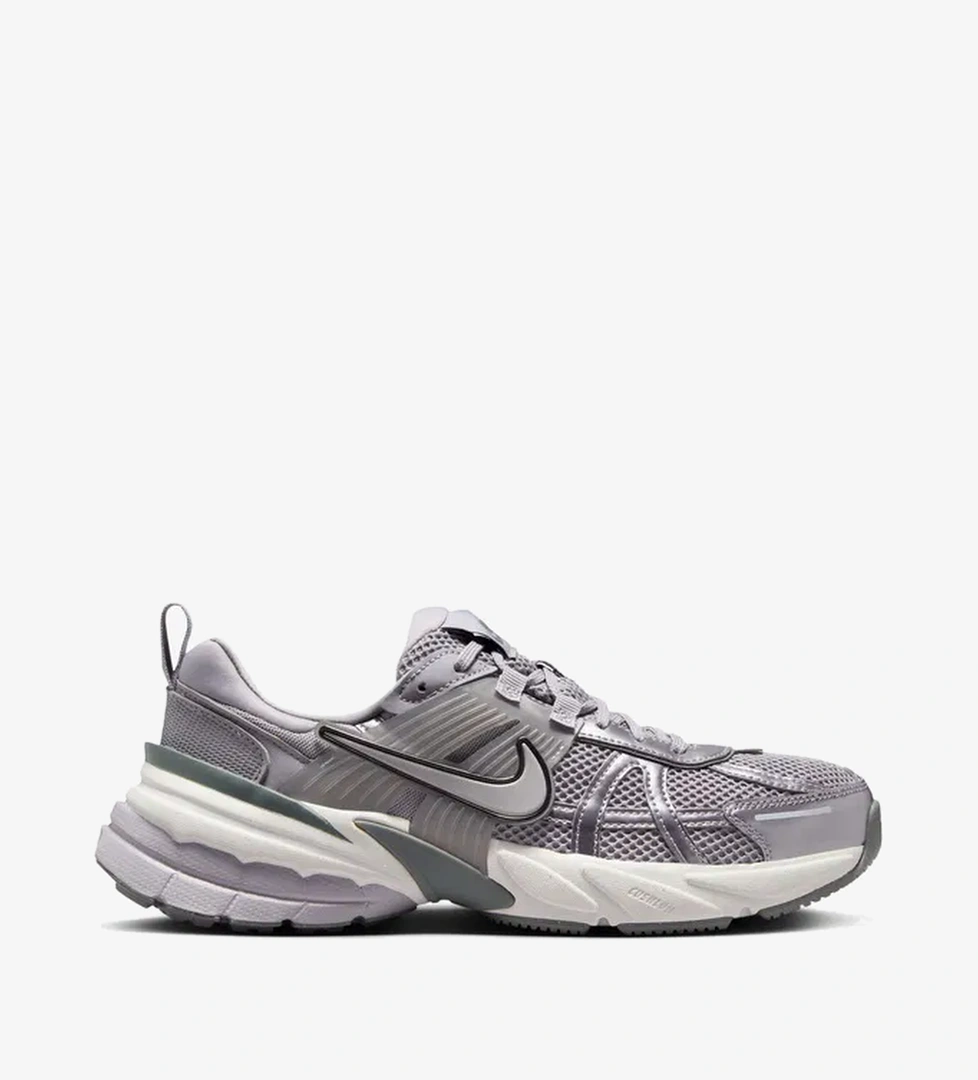 Nike V2K Run Unisex Gri Spor Ayakkabı