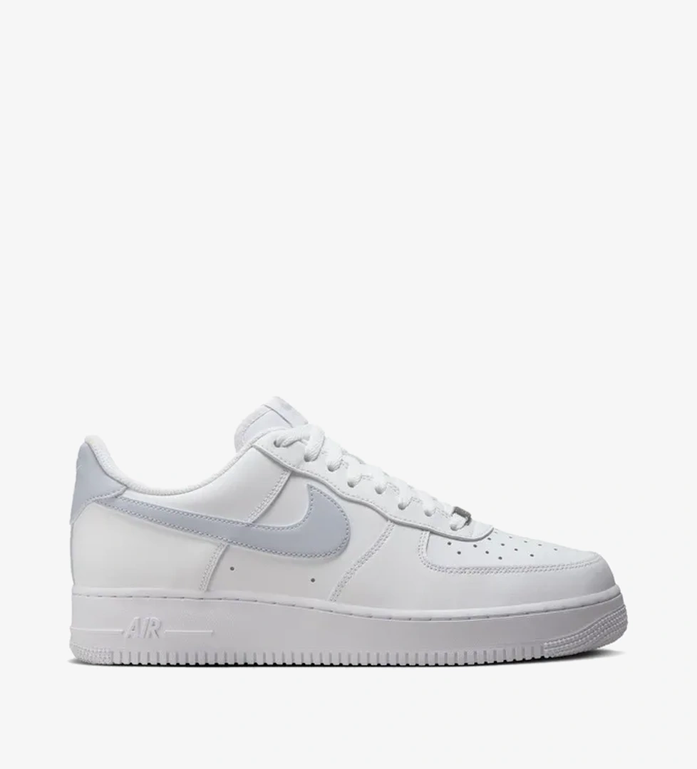 Nike Air Force 1 '07 Kadın Beyaz Spor Ayakkabı - Görsel 1