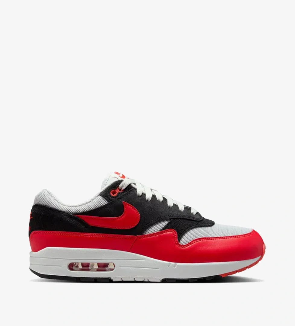 Nike Air Max 1 Essentials Erkek Kırmızı/Siyah Spor Ayakkabı - Görsel 1