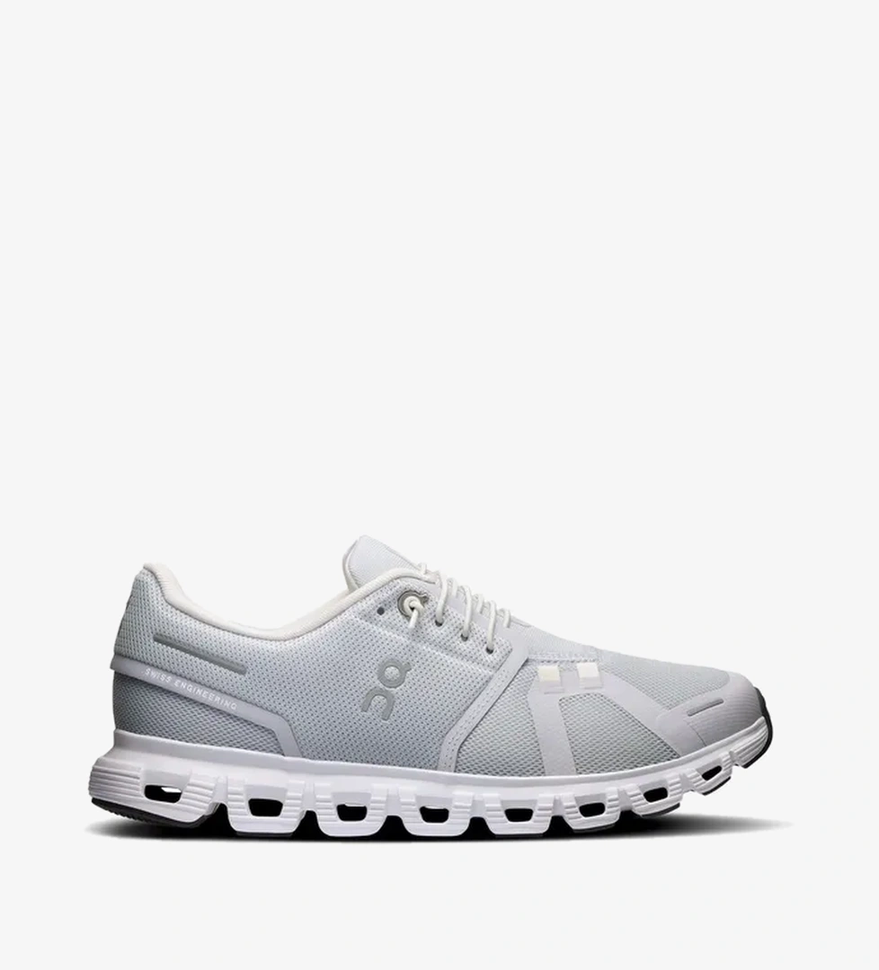 On On Running Cloud 6 Kadın Beyaz Spor Ayakkabı model görseli