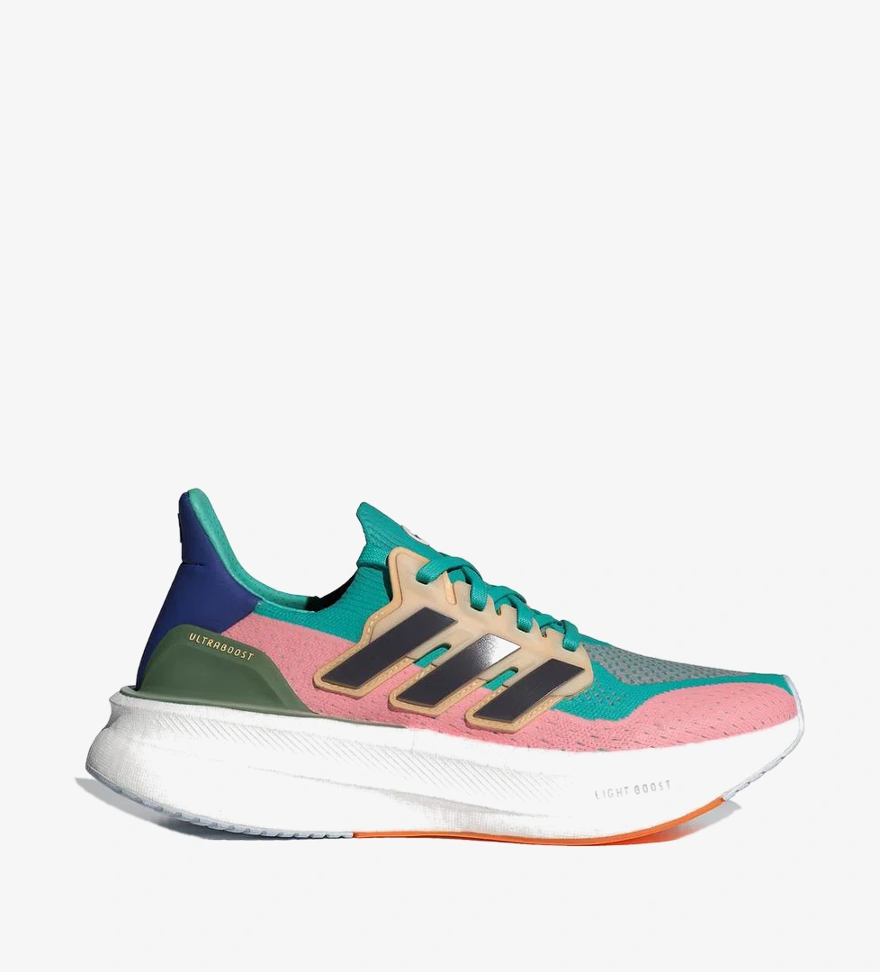 Adidas Renkli Adidas Ultraboost