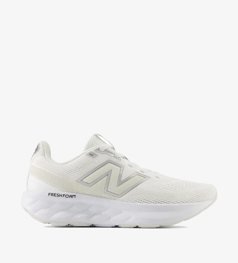 New Balance New Balance Fresh Foam 520 V9 Kadın Beyaz Koşu Ayakkabısı Koşu & Yürüyüş Ayakkabıları | Intersport Beyaz - 1. görsel