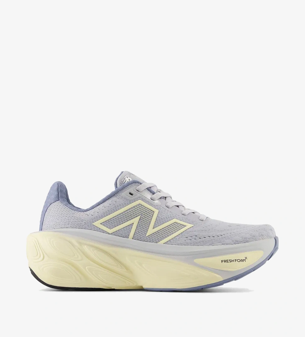 New Balance New Balance Fresh Foam X More v5 Kadın Gri Koşu Ayakkabısı model görseli