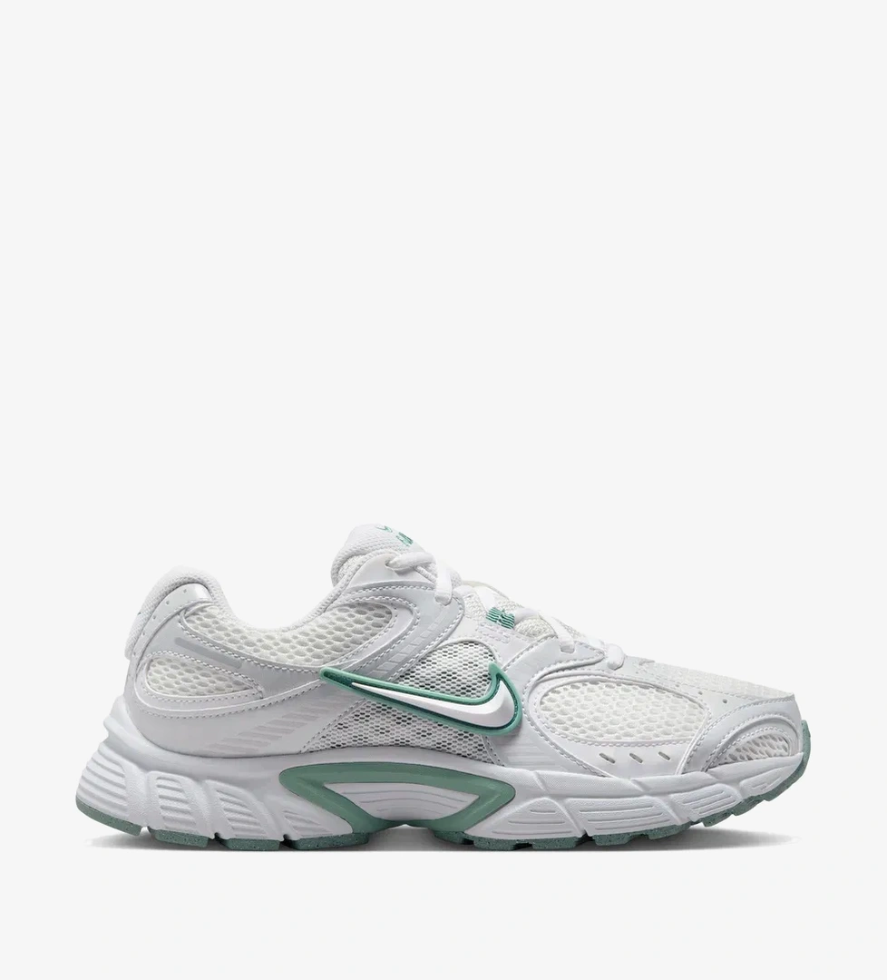 Nike V5 RNR Kadın Beyaz Günlük Spor Ayakkabı