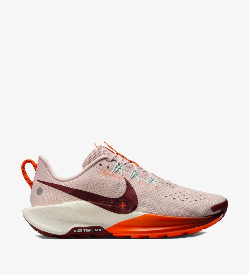 Nike Pegasus Trail 5 Kadın Kırmızı Koşu Ayakkabısı