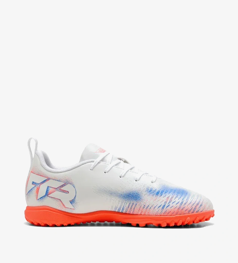 Puma Future 8 Play Tt Çocuk Beyaz Halı Saha Kramponu