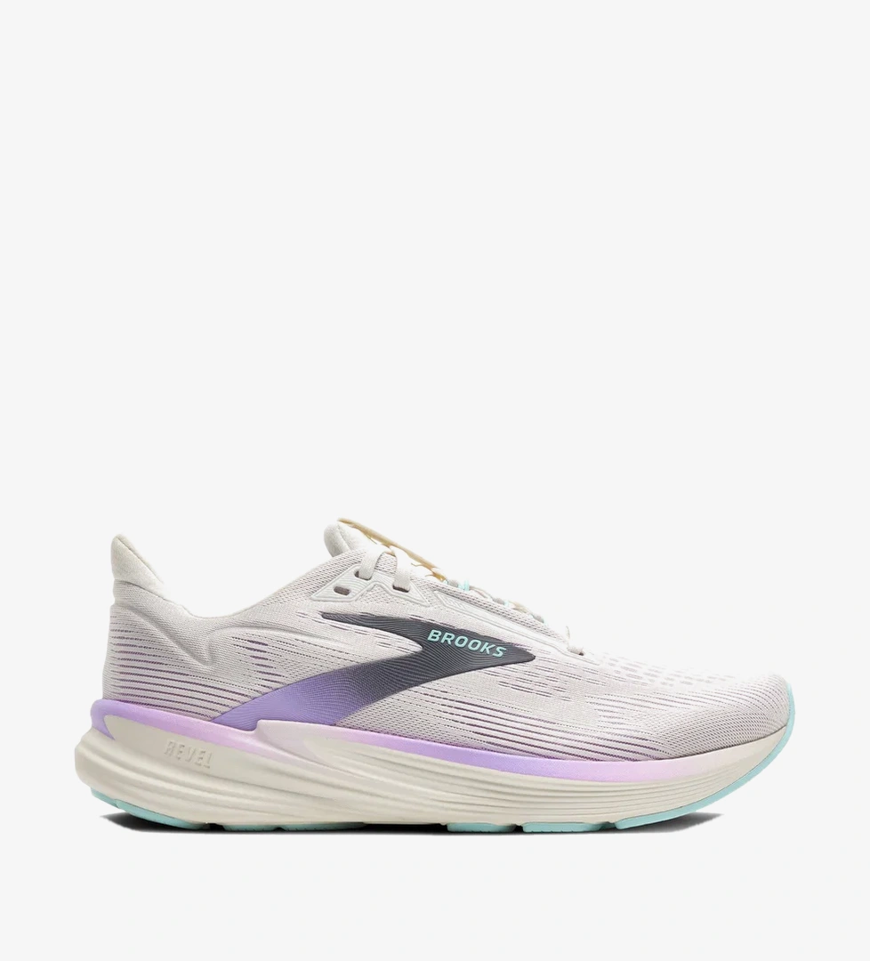Brooks Revel 8 Kadın Beyaz Koşu Ayakkabısı