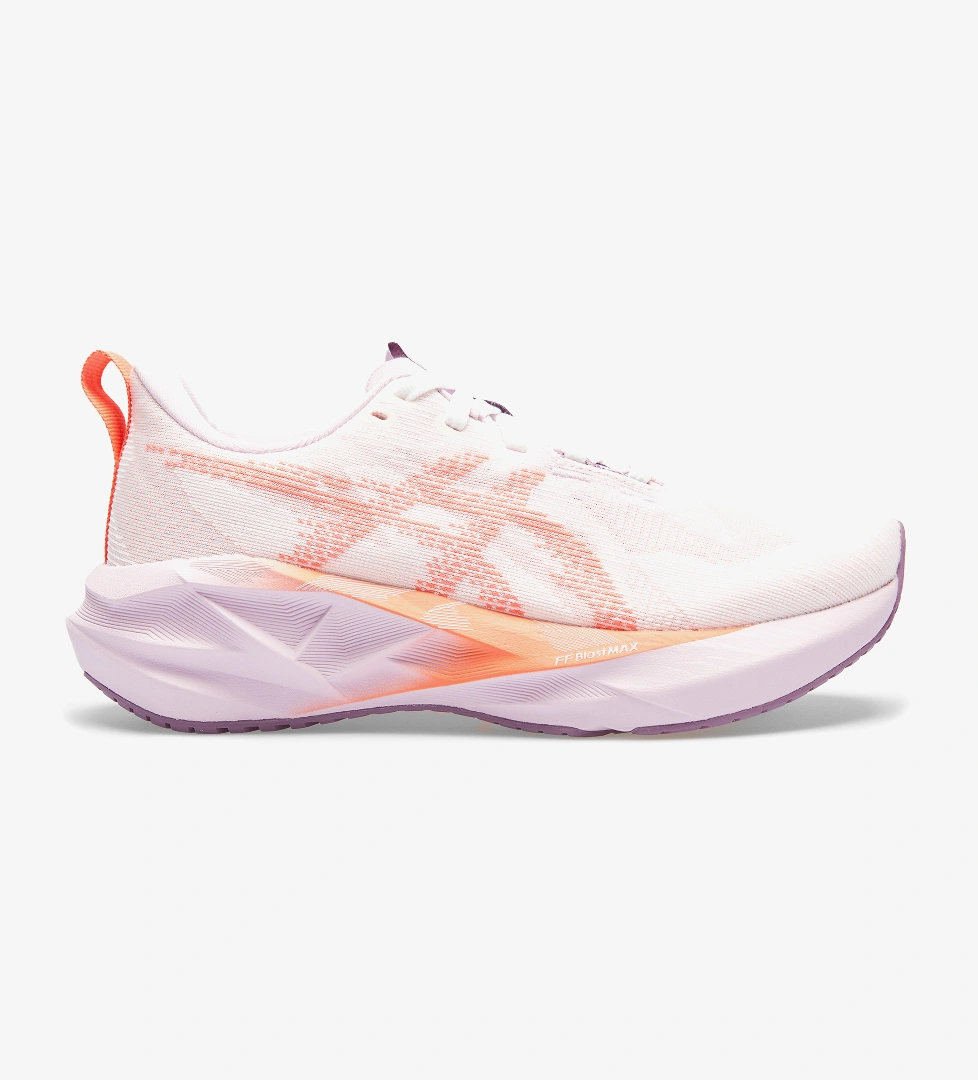 Asics Novablast 5 Kadın Pembe Koşu Ayakkabısı