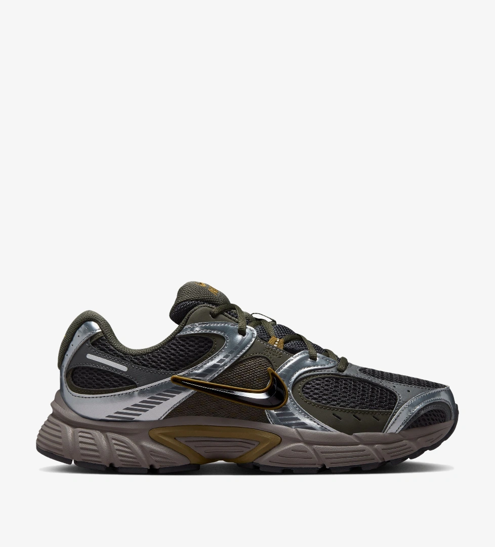 Nike V5 RNR Erkek Siyah Spor Ayakkabı