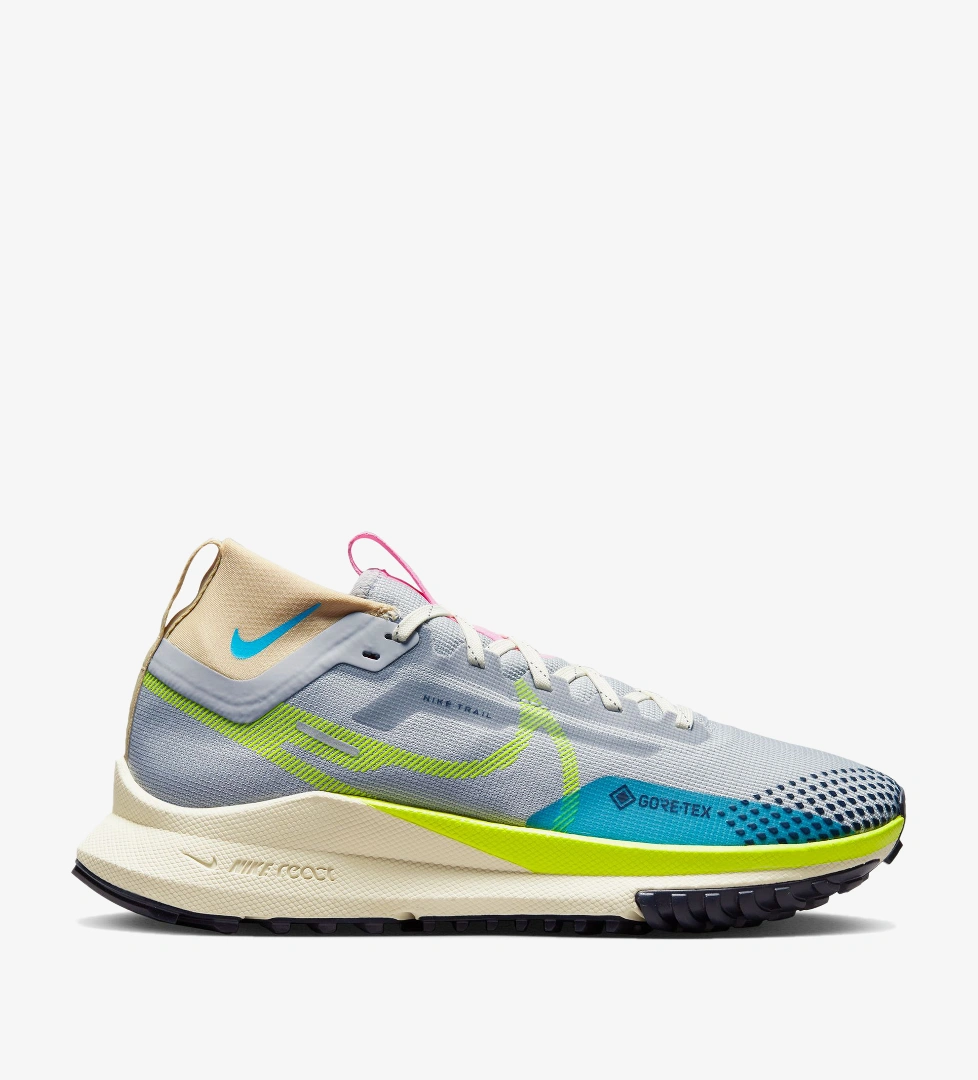 Nike Nike React Pegasus Trail 4 Gore-Tex Kadın Mavi Koşu Ayakkabısı model görseli