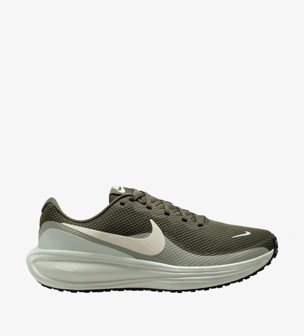 Nike Haki Nike Revolution 8