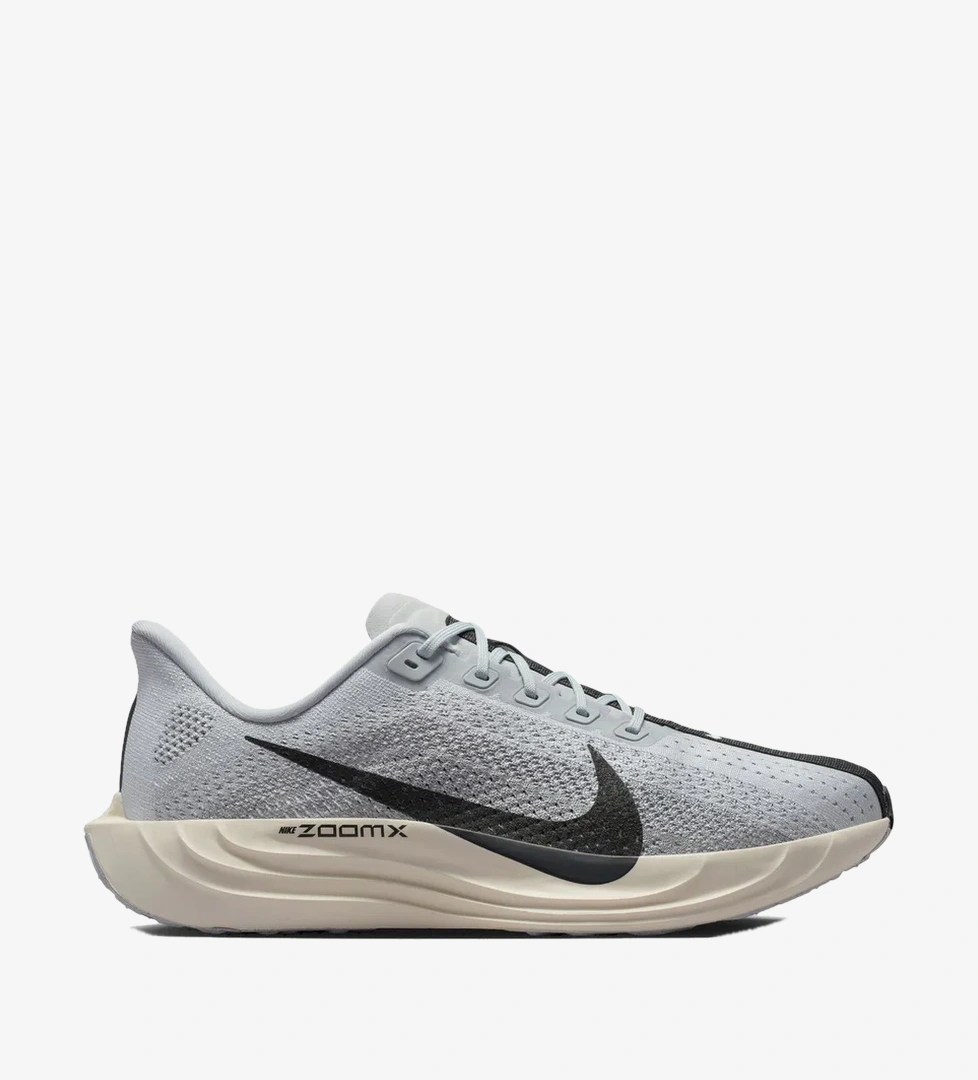 Nike Pegasus Plus Erkek Gri Koşu Ayakkabısı