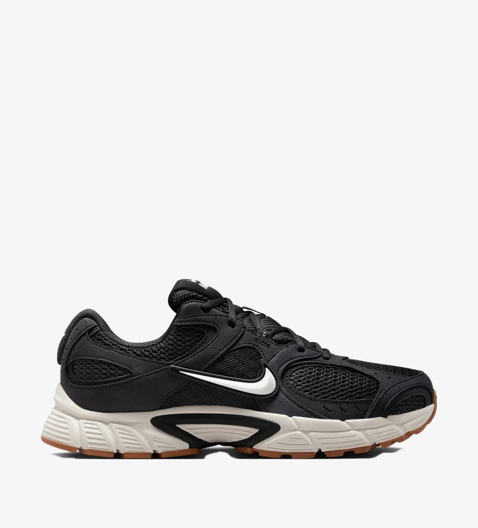 Nike V5 RNR Erkek Siyah Spor Ayakkabı