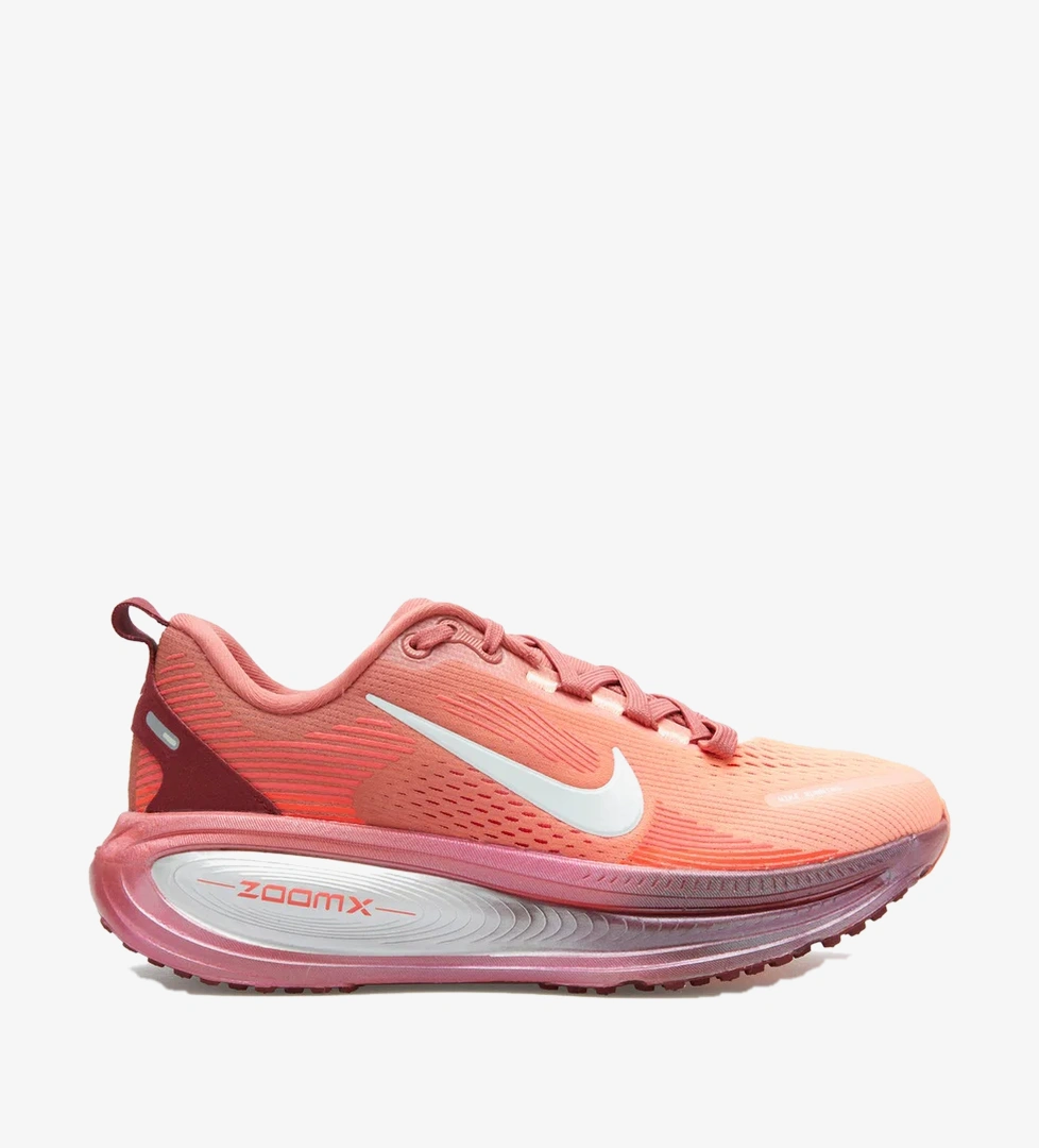 Nike Kırmızı Nike Vomero 18