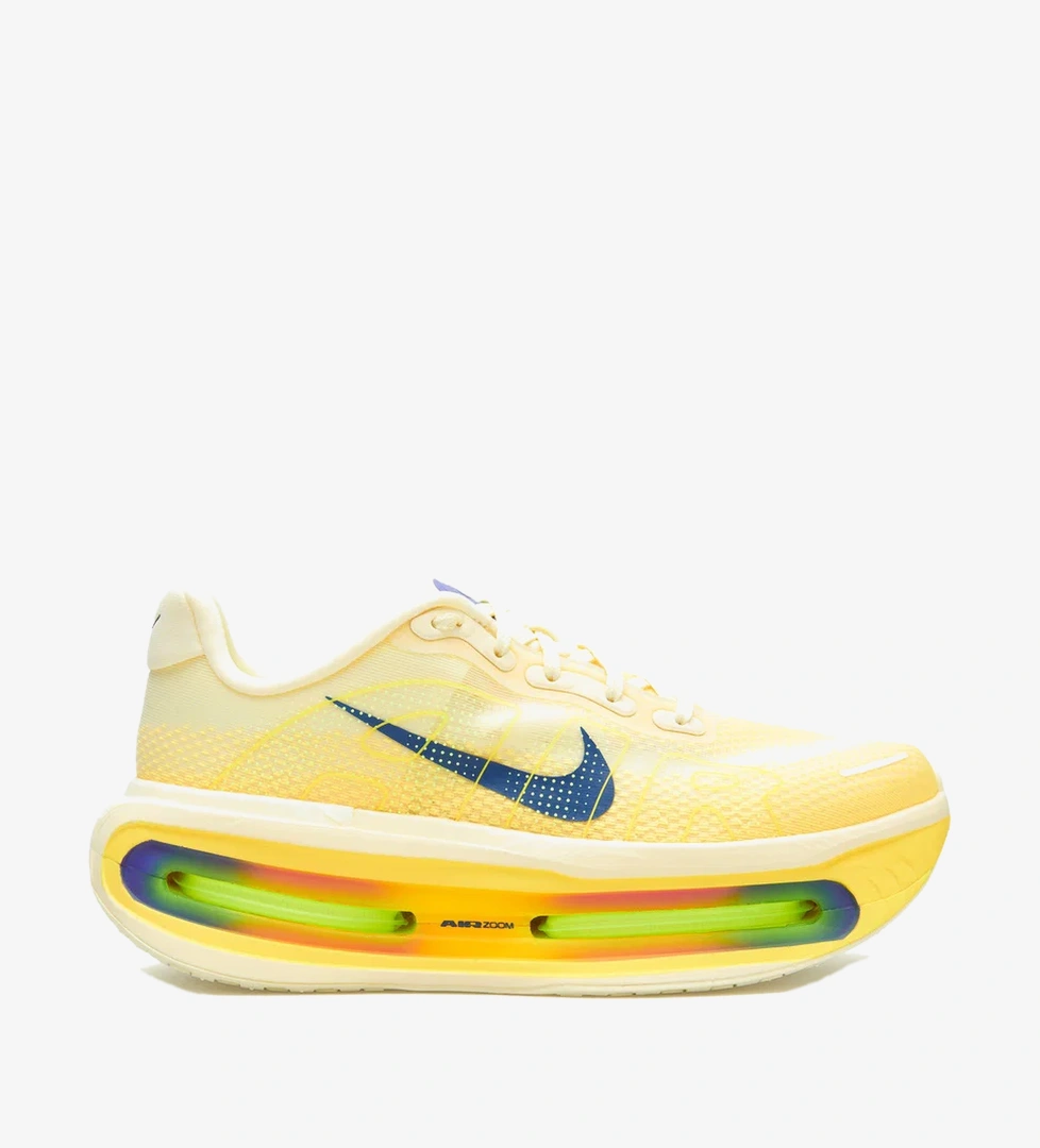 Sarı Nike Vomero