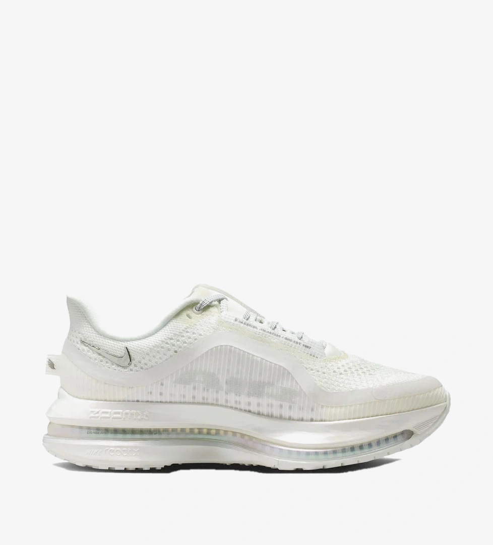 Nike Pegasus Premium Kadın Beyaz Koşu Ayakkabısı