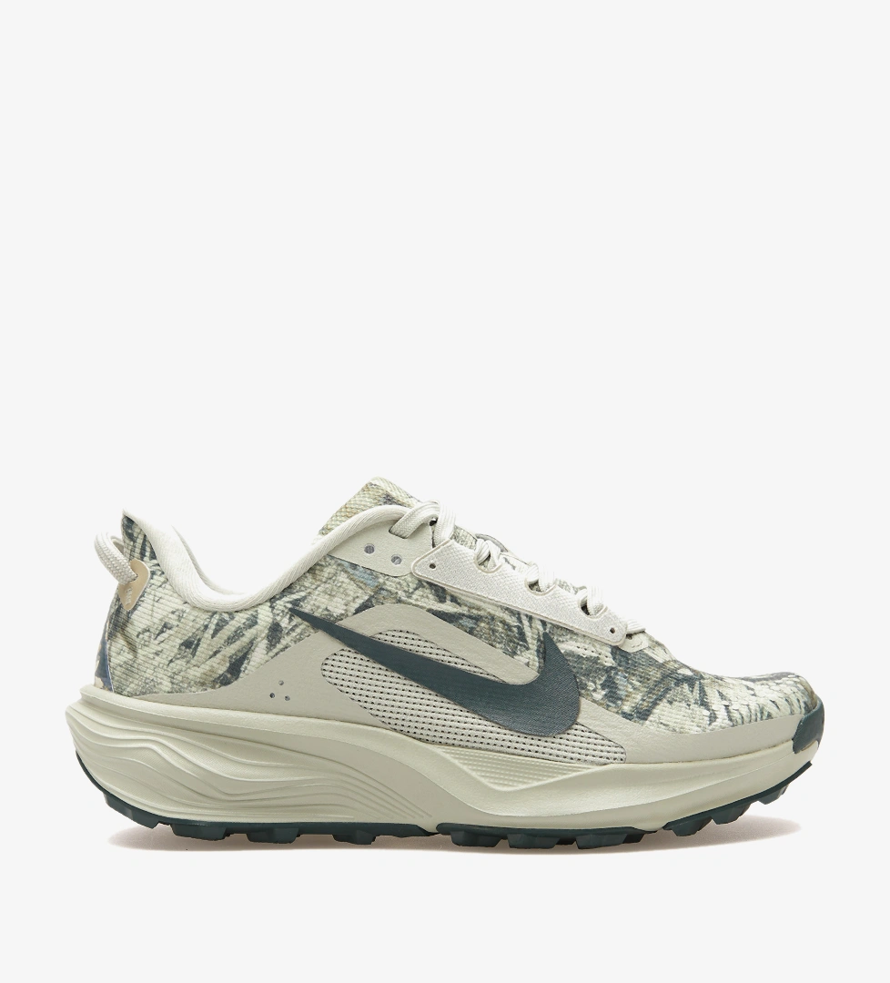 Nike ACG PegasusTrail Kadın Haki  Arazi Koşu Ayakkabısı