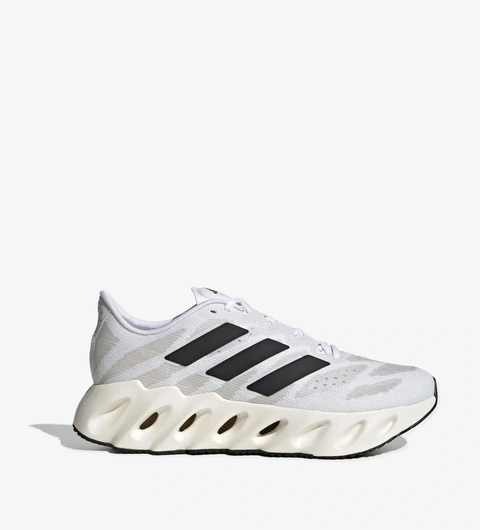 Adidas Adidas Switch Fwd Erkek Gri Koşu Ayakkabısı model görseli