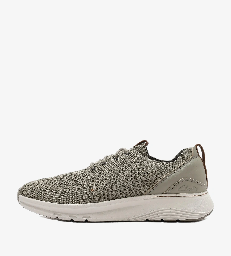 Clarks Haki Clarks Motion Trek