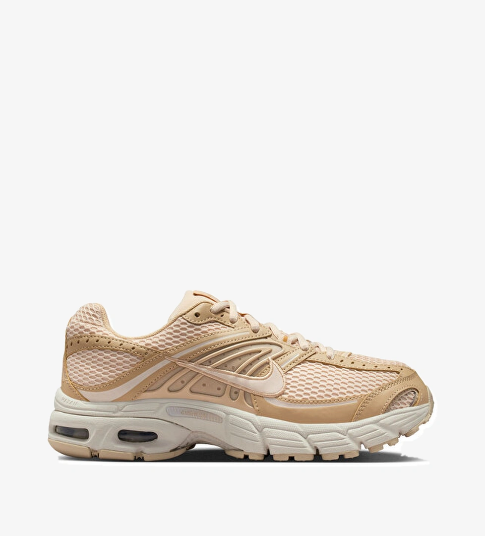 Nike Nike Beyaz Ayakkabı Günlük W AIR MAX MOTO 2K Korayspor'da! Beyaz - 1. görsel