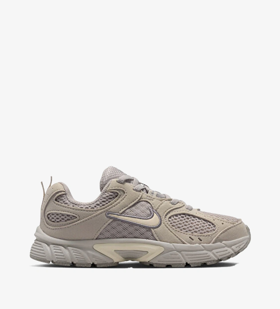 Nike Nike V5 Runner